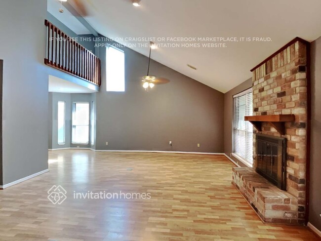 Building Photo - 6907 Stoney River Dr