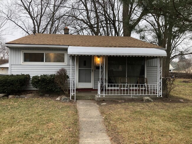 Building Photo - 26225 Hopkins Ave