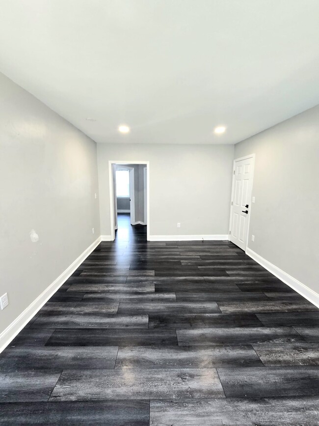 Foto del edificio - 4020 Edgewood Rd