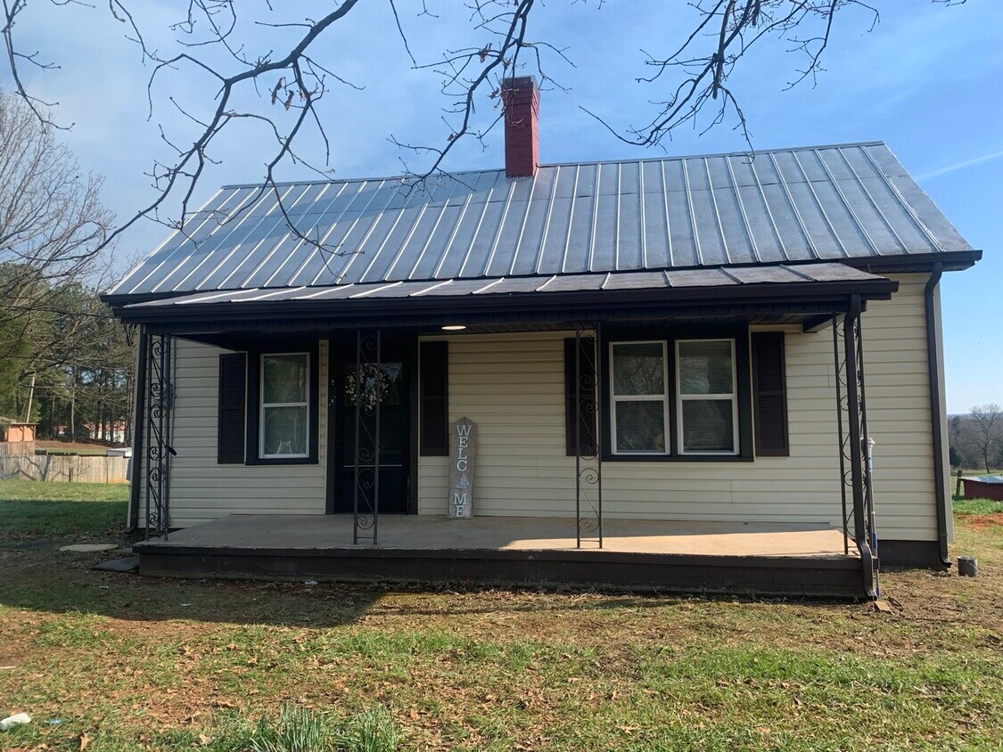 Primary Photo - 630 Eufola Rd