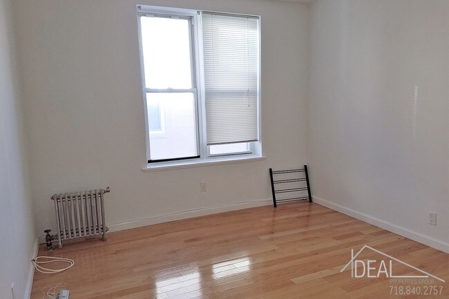Foto del edificio - 1922 68th Street #2RR