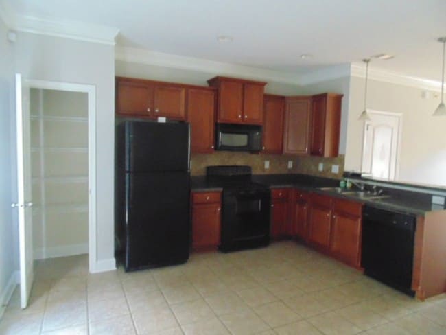 Photo - 236 Oconee River Cir House