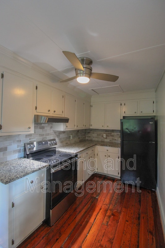 Building Photo - 21 Archdale St
