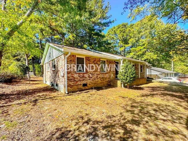 Building Photo - 9009 Yarmouth Dr