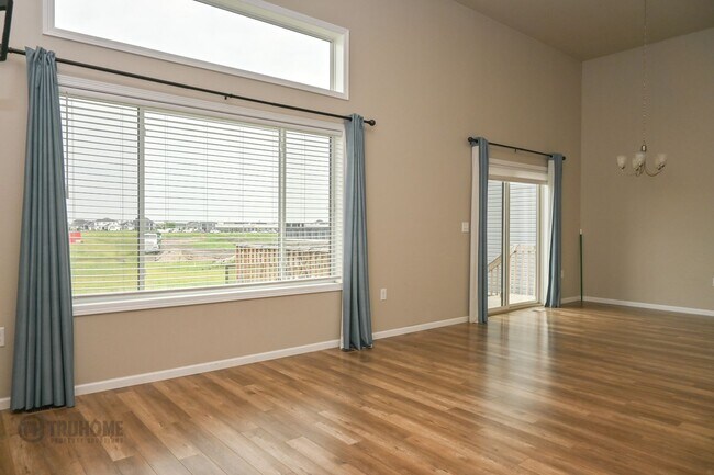 Foto del edificio - 4 Bed 3 Bath House for Rent!