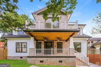 Building Photo - 116 3rd Ave