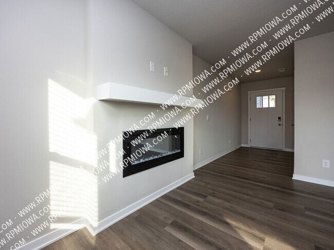 Foto del edificio - 2572 SE Hawkins Ave