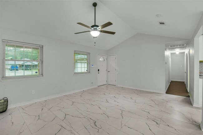 Building Photo - 1215 Tejas Blvd