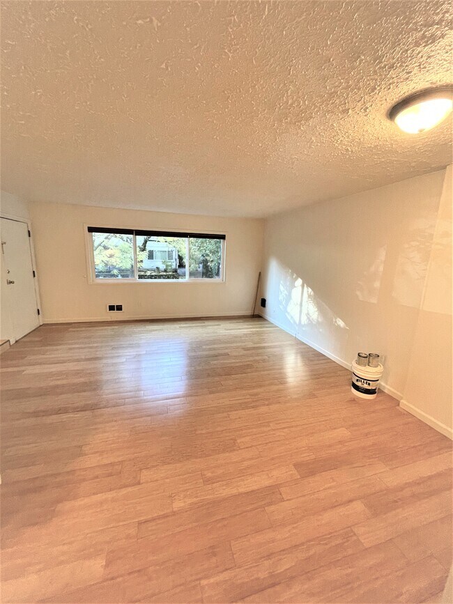 Foto del edificio - 1427 NE Hancock St