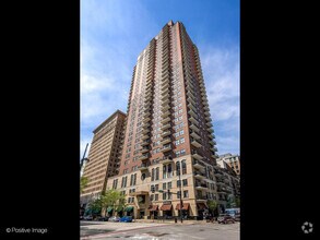 Building Photo - 41 E 8th St