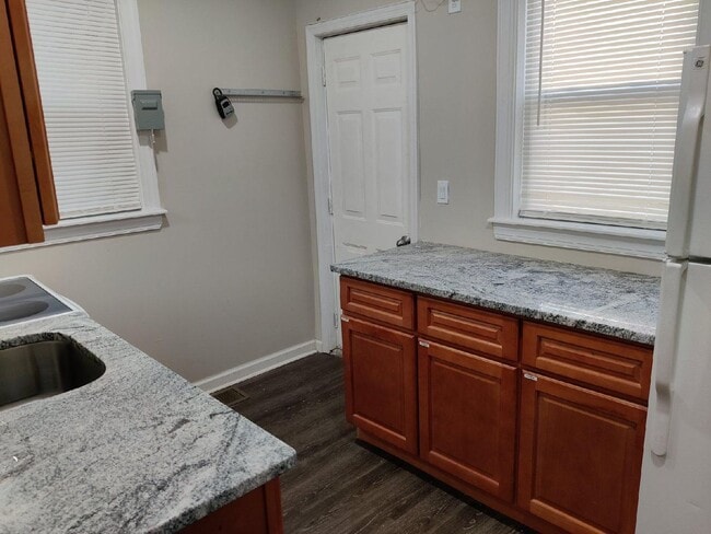 Photo - 5535 Crowson St Apartment