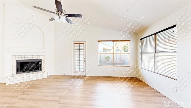 Foto del edificio - 4 br, 2 bath House - 8964 W Kathleen Rd