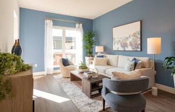 Building Photo - 1650 S Delaware St