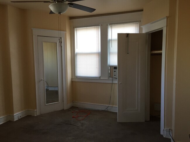 Foto del edificio - 5703 N 16th St
