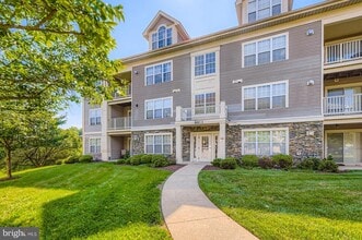 Building Photo - 8813 Stoneridge Cir