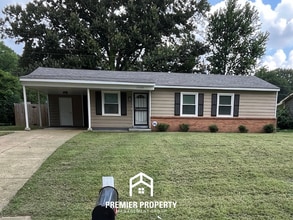 Building Photo - 1430 Abernathy Rd