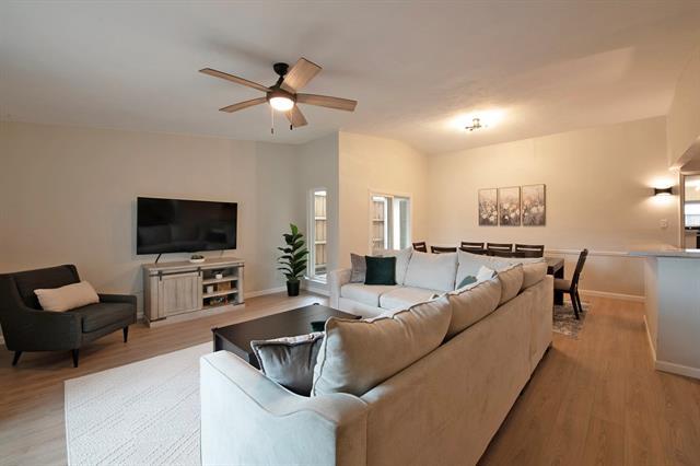 Foto del edificio - 9322 Shipman St
