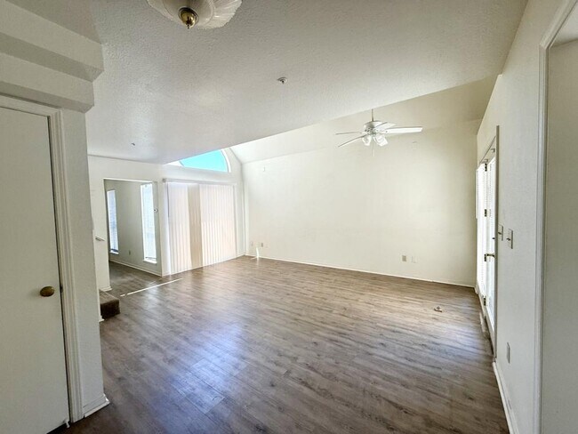 Foto del edificio - 407 N 1st Ave