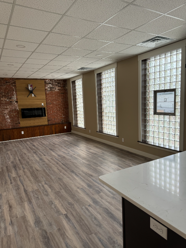 Foto del edificio - 814 1/2 9th St