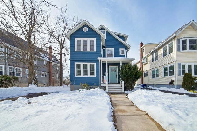 Building Photo - 42 Brookfield Rd