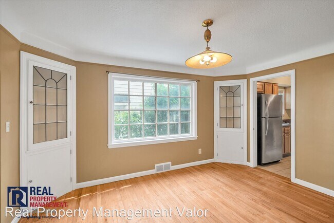 Foto del edificio - 3 br, 2 bath House - 1384 Argonne Road