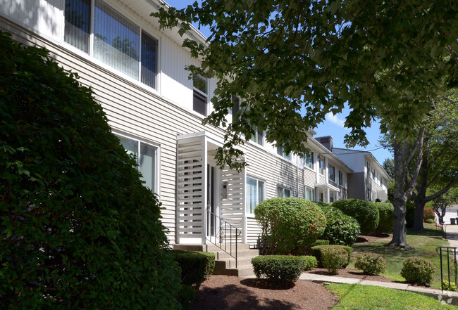 Foto del edificio - Sutterfield Apartment Homes