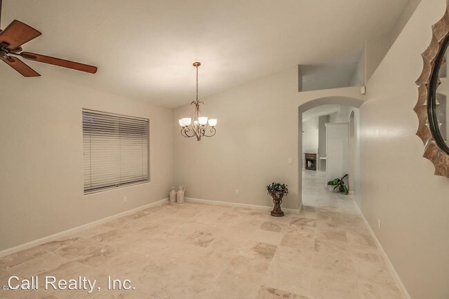 Building Photo - 1151 W Saragosa St