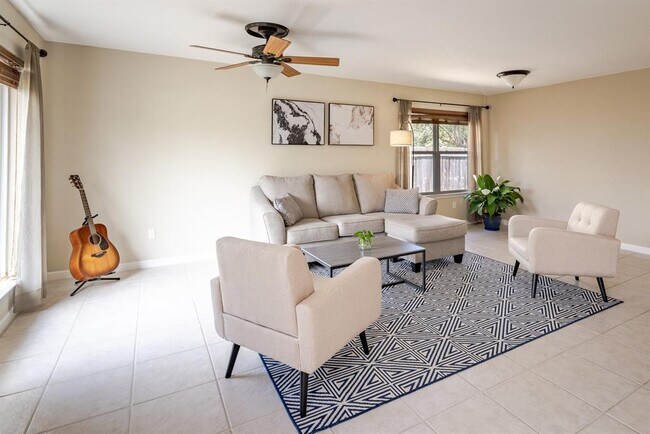 Foto del edificio - 904 Brook Meadow Trail