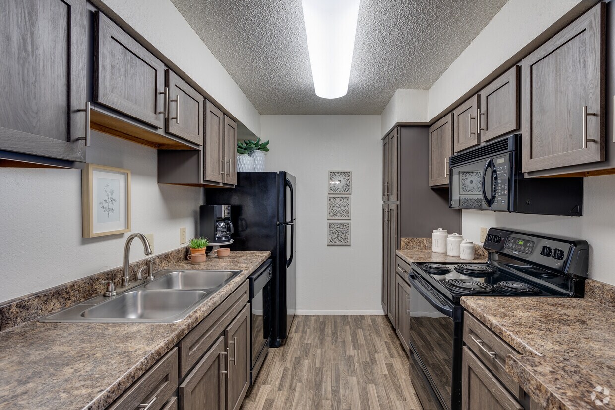 Cedar Glade Apartments in Tulsa, OK