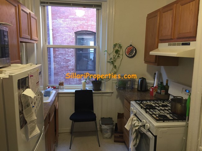 Kitchen - 64 Vinal Ave