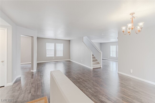 Building Photo - 776 Anacapri St