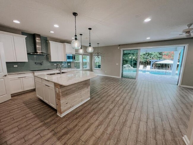 Building Photo - 3 bedroom in Saint Johns FL 32259