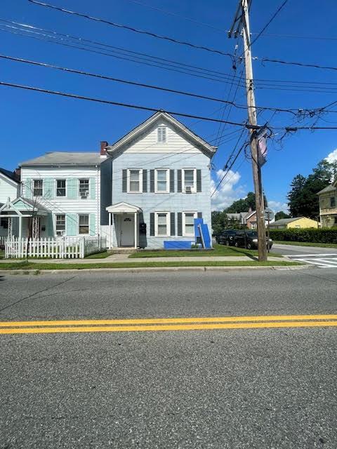 Building Photo - 2581 South Ave