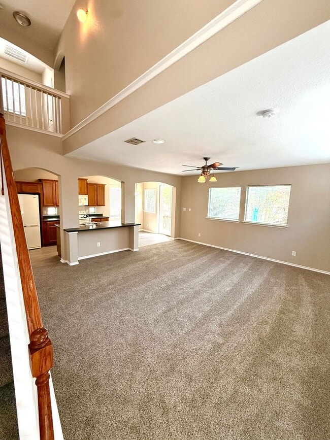Building Photo - **MOVE IN SPECIAL** 2-Story 3 Bedroom / 2....