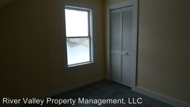 Foto del edificio - 2 br, 1 bath Apartment - 144 Route 12