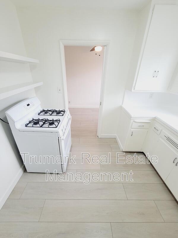 Foto del edificio - 2317 Merton Ave