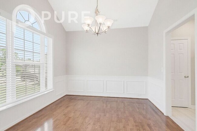 Building Photo - 9636 Burge Ct