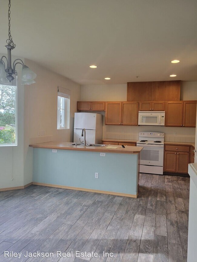 Foto del edificio - 3 br, 2.5 bath House - 2155 A Bob's Hollow...
