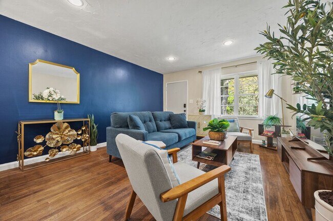 Foto del edificio - 2160 Lenox Rd NE
