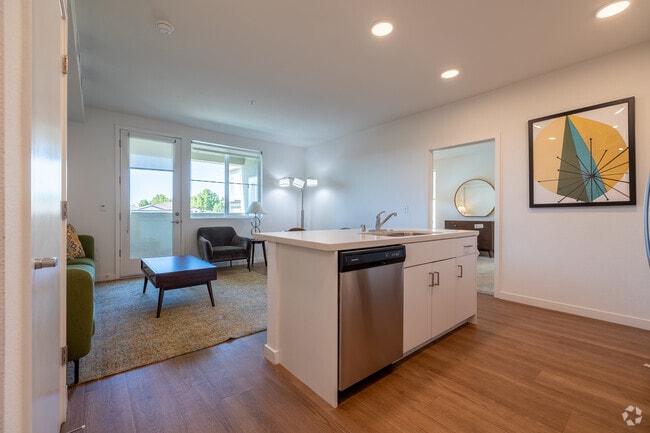 2BD, 2BA 874SF Kitchen - Eight Mile House Apartments