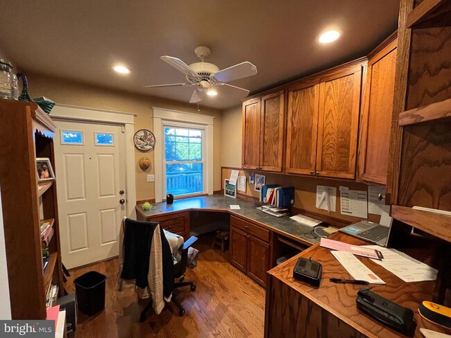 Foto del edificio - 17717 New Hampshire Ave