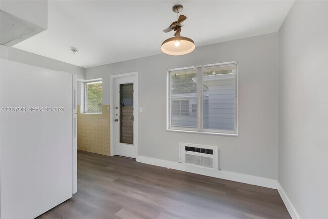 Foto del edificio - 923 N 17th Ave