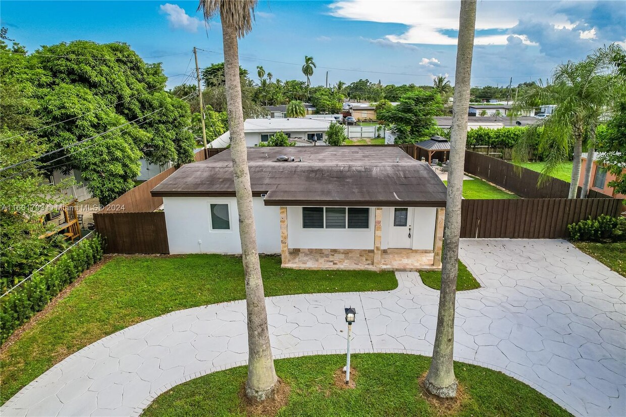 Foto principal - 11350 SW 51st St