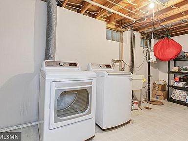 Building Photo - 1138 Hunters Ct