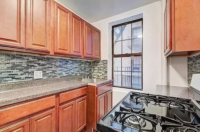Building Photo - 211 West 149th Street