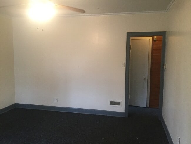 Foto del edificio - 2 Bedroom Single Family Home