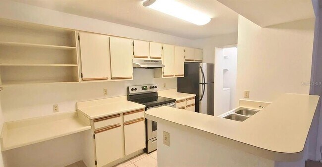Building Photo - 4225 Thornbriar Ln
