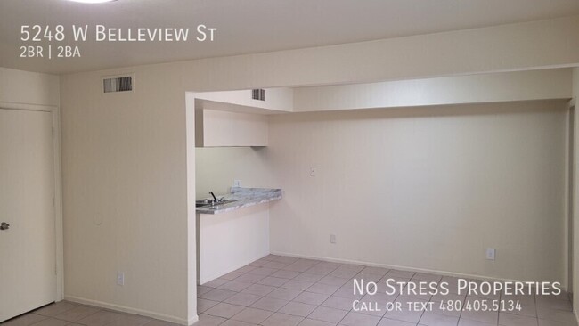 Building Photo - 2 Bed Town Home in Gated Community 53rd Av...