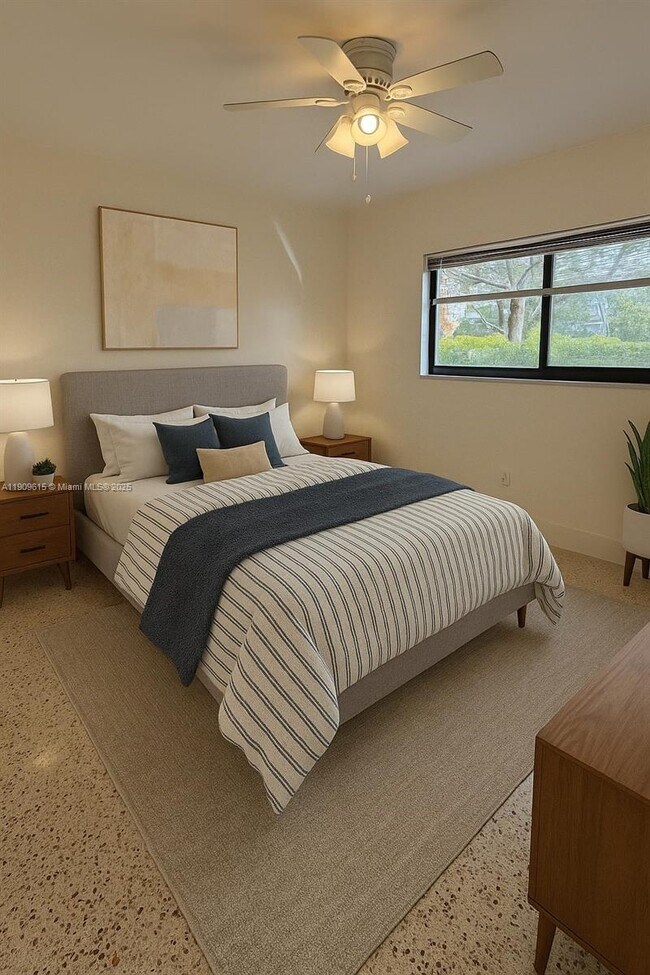 Foto del edificio - 600 SW 10th St