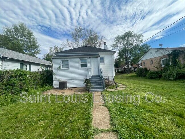 Building Photo - 6550 Corbitt Ave